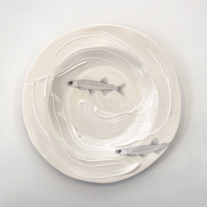 Porcelain fish plate